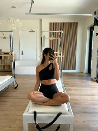 Eva K photo 1