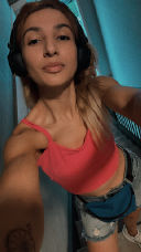 Nvard H, personal trainer