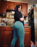 Kiki TV, personal trainer